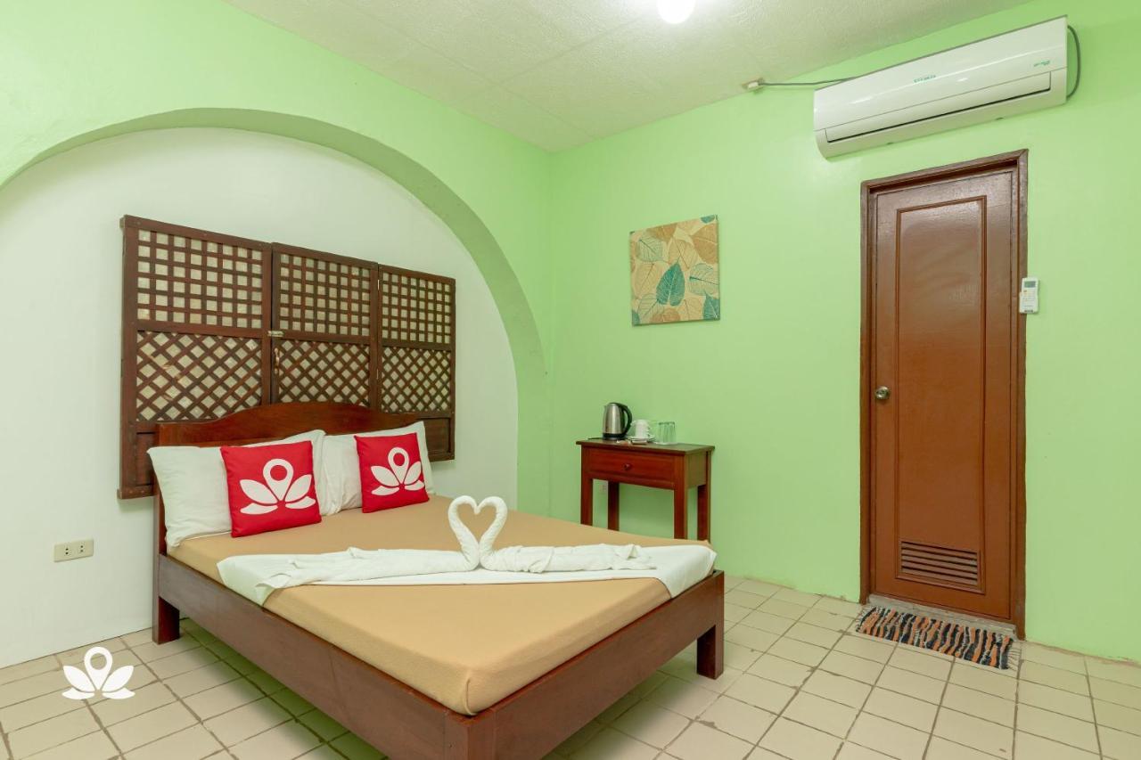 Zen Rooms Calle Crisologo Vigan Extérieur photo