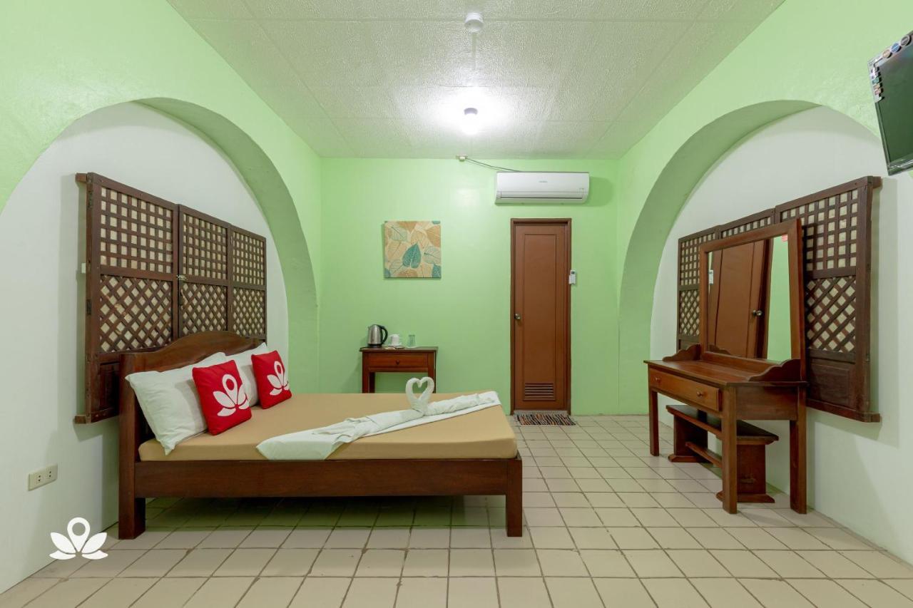 Zen Rooms Calle Crisologo Vigan Extérieur photo